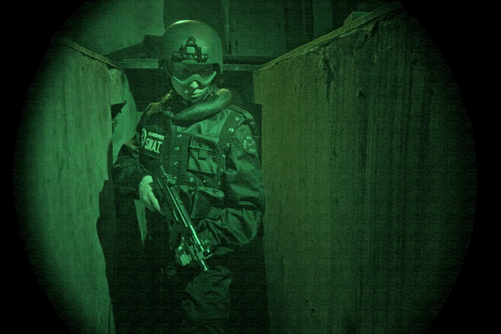 which night vision, a soldier on the battlefield in night vision vision