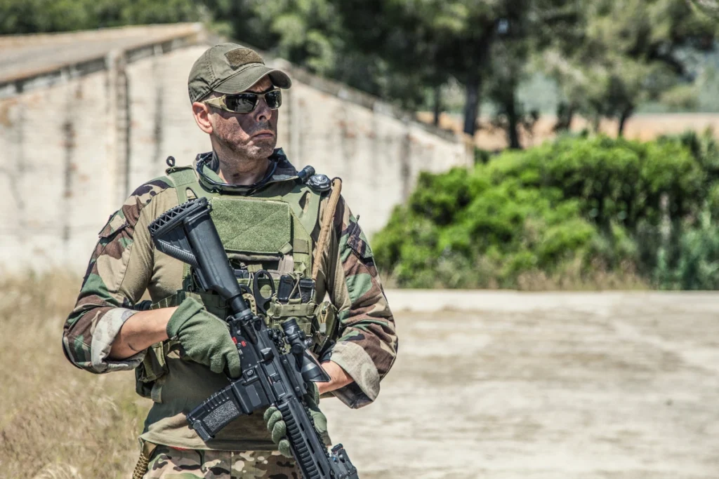 Level III++ ceramic ballistic plate soldier with rifle